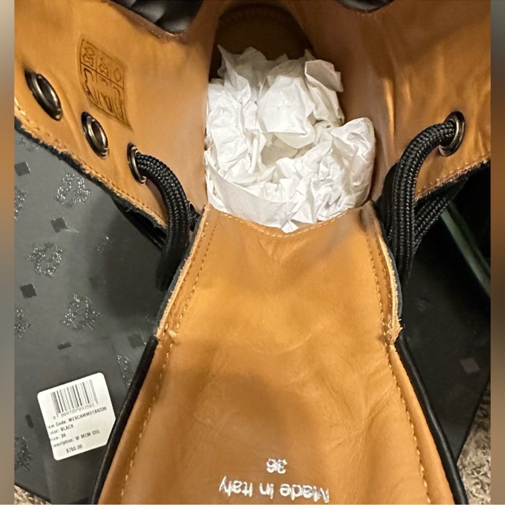 Authentic MCM boots - Picture 8 of 11